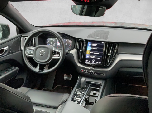 Volvo  XC 60 B4 Mild-Hybrid R-Design AWD Bluetooth Navi LED Klima Einparkhilfe el. Fens